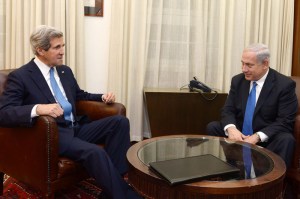 קרי ונתניהו. הראשון טועה, השני משלם פעמיים.