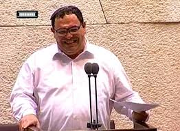 פירון. אתם באמת רוצים שהוא יקבע את סולם הערכים של הילדים שלנו לנצח?