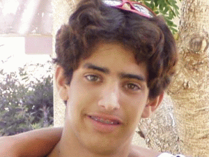 לוי. כשהתמונה הזו צולמה, הוא כבר פיזר רמזים.