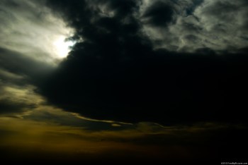 המאבק על השמיים שלנו