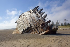  לאֳנִיָּה טְרוּפָה נדמינו - ללא מגדלור אין לדעת את גבולות נתיב השייט