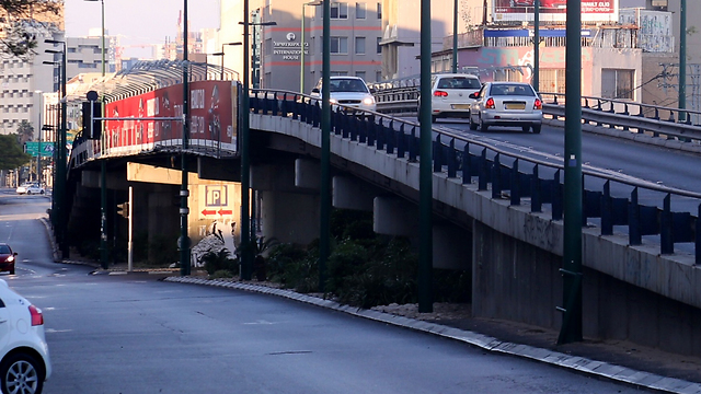 גשר מעריב (צילום: מוטי קמחי) 