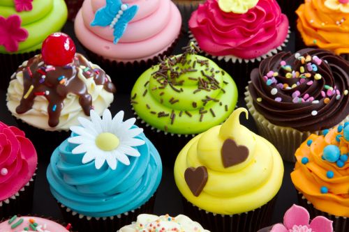 Colorful-Cupcakes (1)